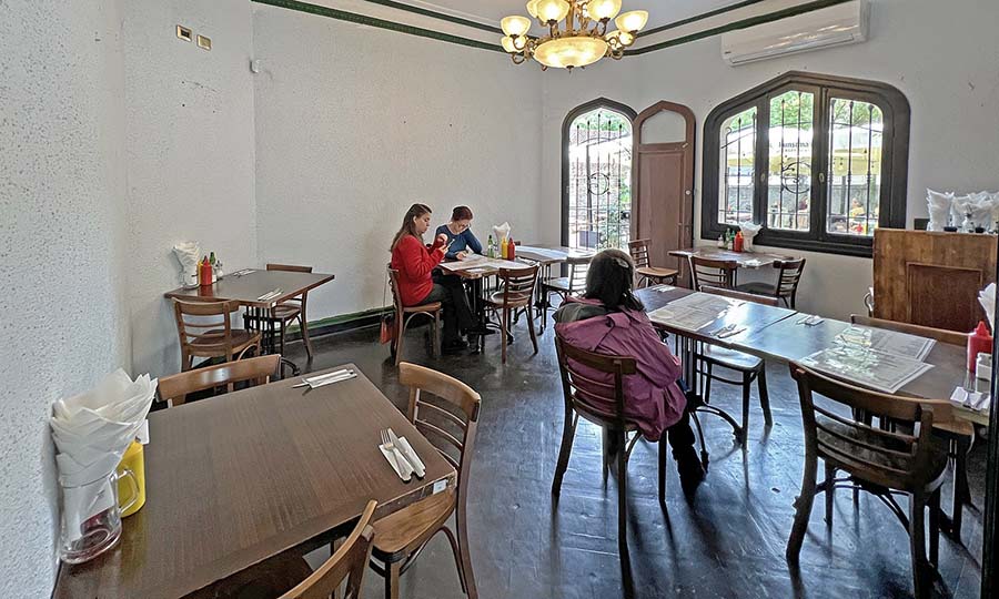 Salones en el 1 piso de La Predilecta
