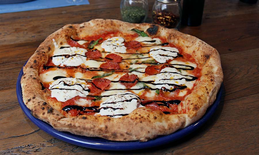 Pizza Lucifera