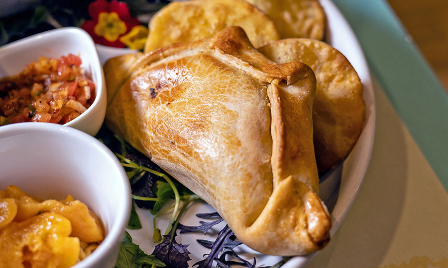 Una buen�sima Empanada de pino tradicional chilena