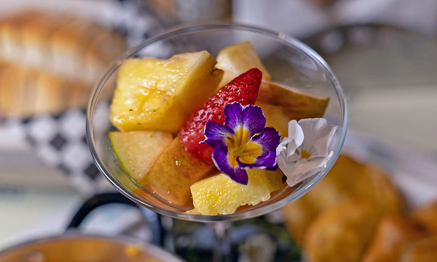 Ensalada de fruta - Chilean Brunch