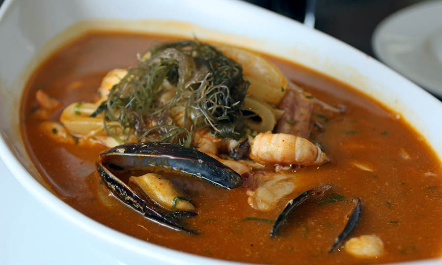 Parihuela de pescado - Machu Picchu Providencia