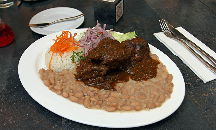 Logrado Seco a la norteña de asado de tira - Machu Picchu Providencia