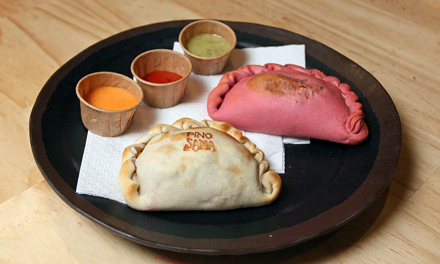 El servicio de Sama empanadas en el MUT