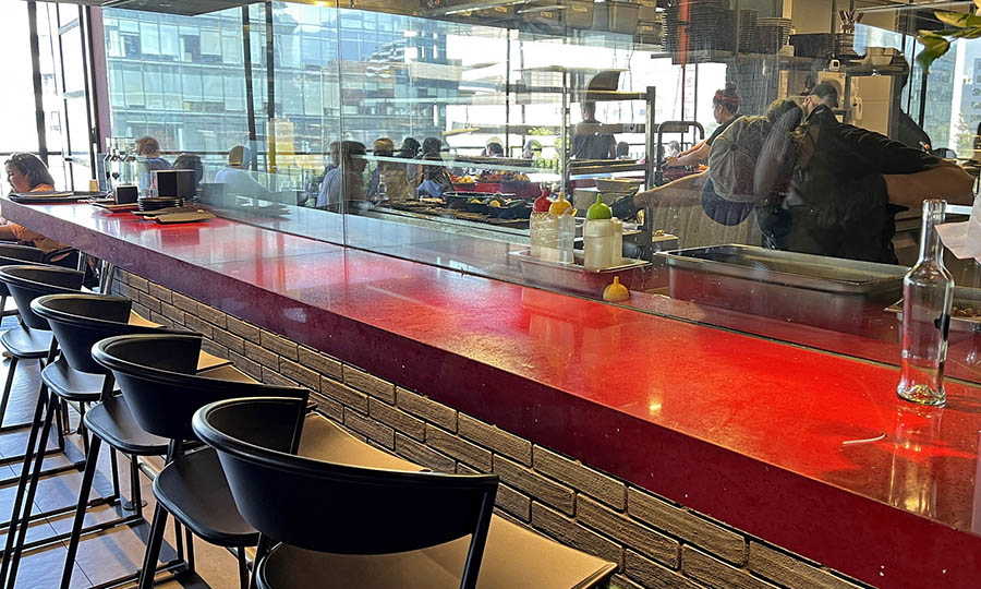 La cocina parrillas a la vista de Diablo - Diablo Vino y Fuego