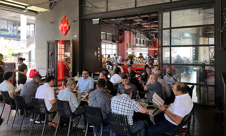 La terraza de Diablo en el piso 5 del MUT - Diablo Vino y Fuego