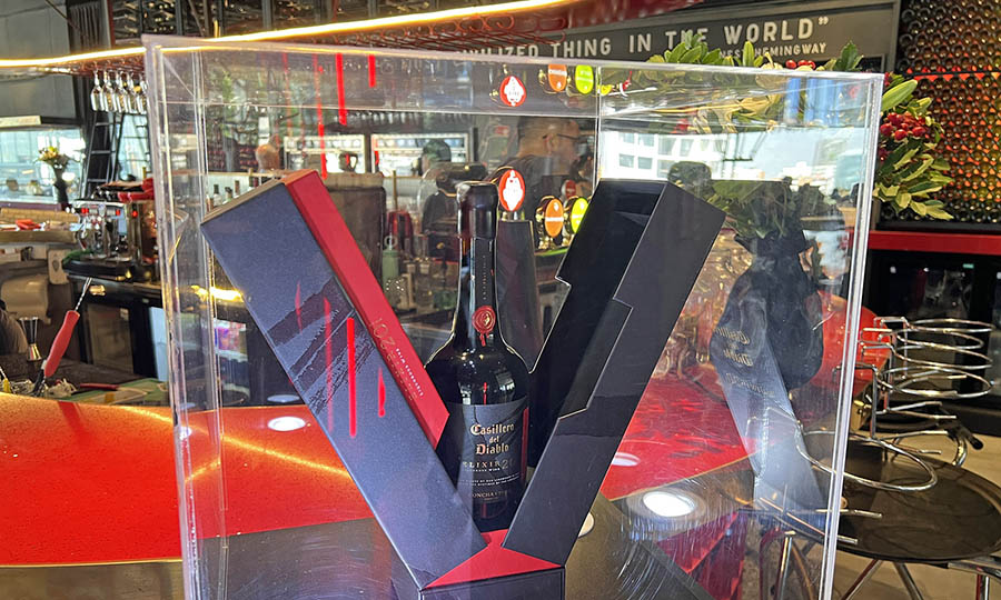 Detalles de Diablo Vino y Fuego de Concha y Toro - Diablo Vino y Fuego