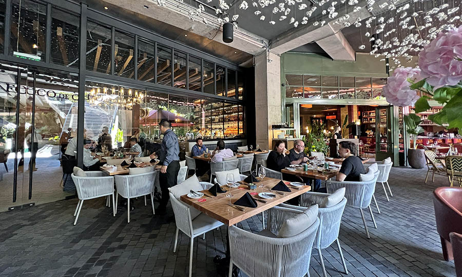 La terraza de Fogo de Chao en el subsuelo de CV Galer�a - Fogo de Chao