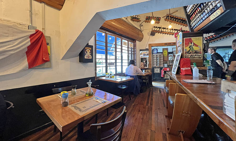 El sal�n del primer piso de Signore