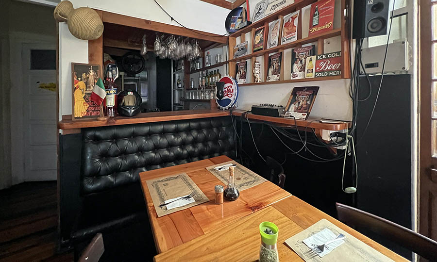 El bar de Signore en el segundo piso