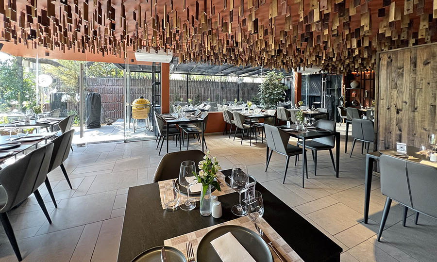 El sal�n interior del restaurante Pr�stino - Pr�stino Restaurant