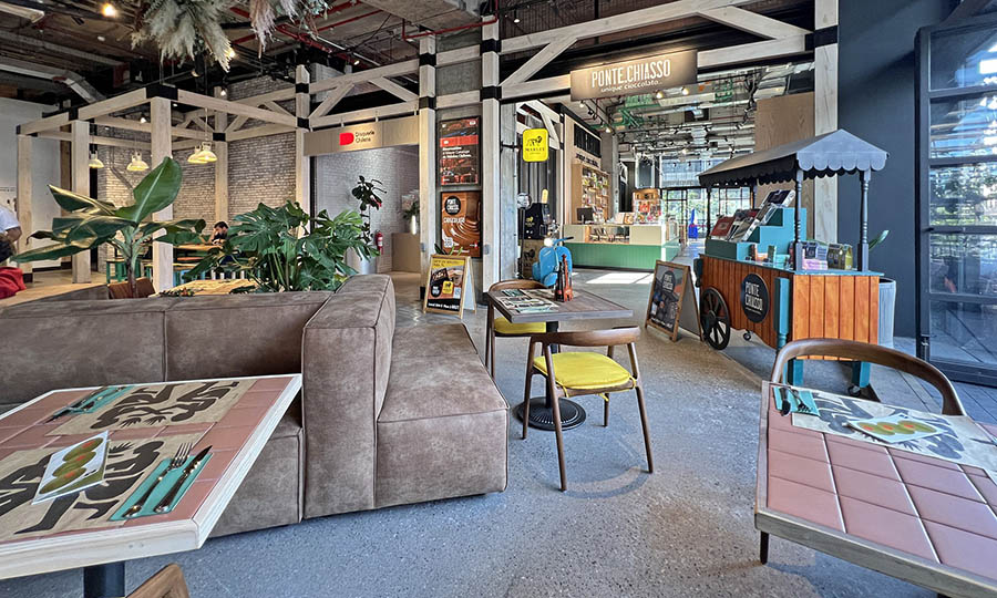 El sal�n interior de Casa Asa en MUT