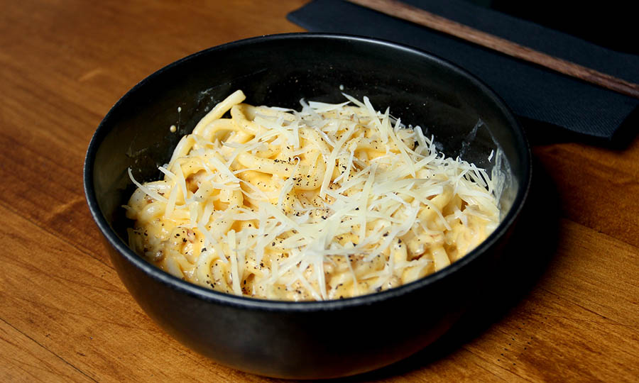 Udon carbonara
