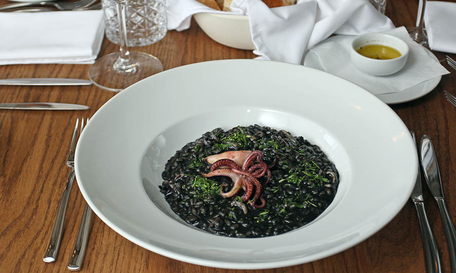 Recomendado Risotto al nero di seppia - Chiuso