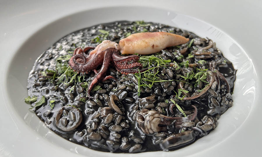 Risotto al nero di seppia