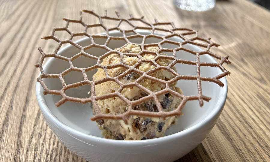 Postre helado Semifreddo de higos, avellanas y miel