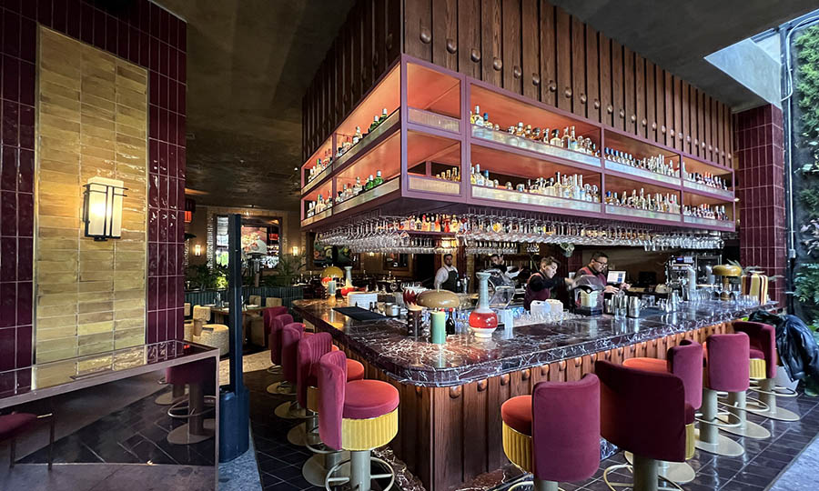 El bar de Jer�nimo Santiago - Jeronimo Santiago