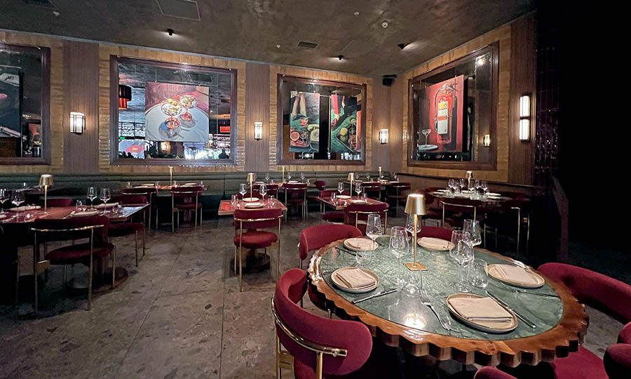 El gran sal�n interior de Jer�nimo Santiago - Jeronimo Santiago