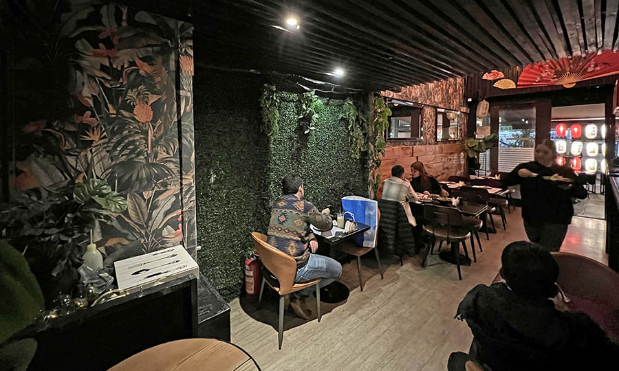 El sal�n interior de Doga Sushi Nikkei 