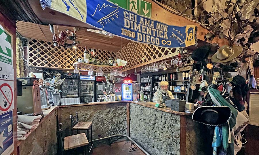 El bar de La Chimenea en el 2� piso