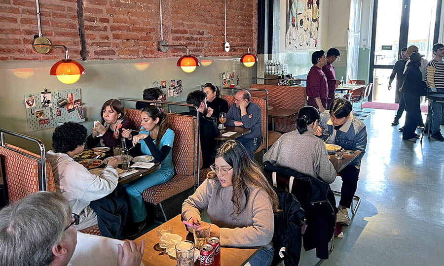 El sal�n principal de Gino Lautaro
