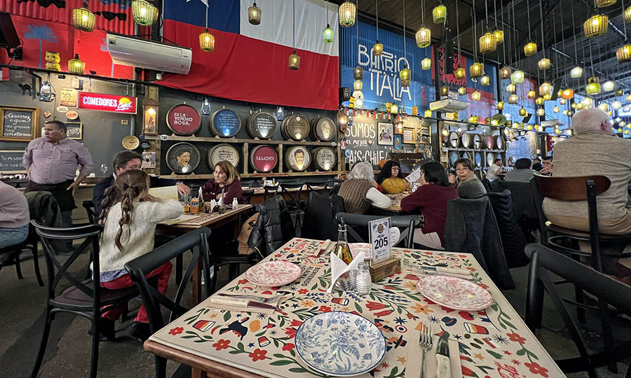 La gran �nave comedor� del nuevo restaurante El Hoyo
