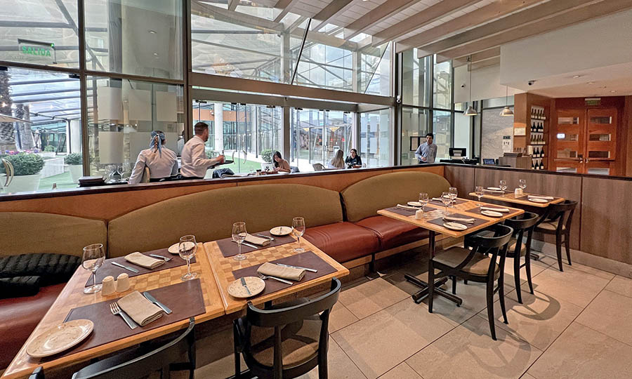 El gran sal�n comedor de Caf� Med - Caf� Med Marriott
