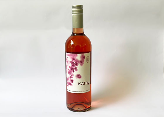 Vi�a �Las Cinco Hermanas� presenta �Katru�, el Ros� ideal para este verano