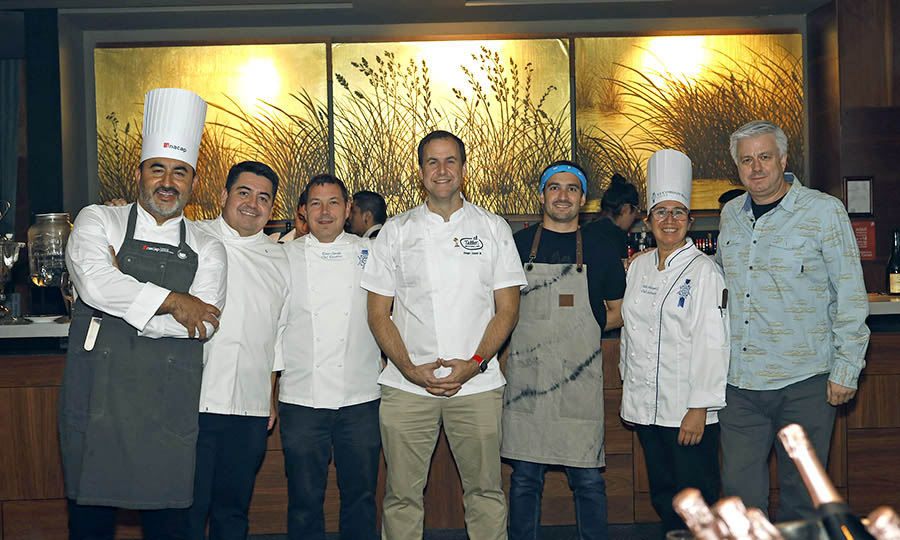 Registro de la celebraci�n del D�a de la Cocina Chilena en el restaurante Malakita