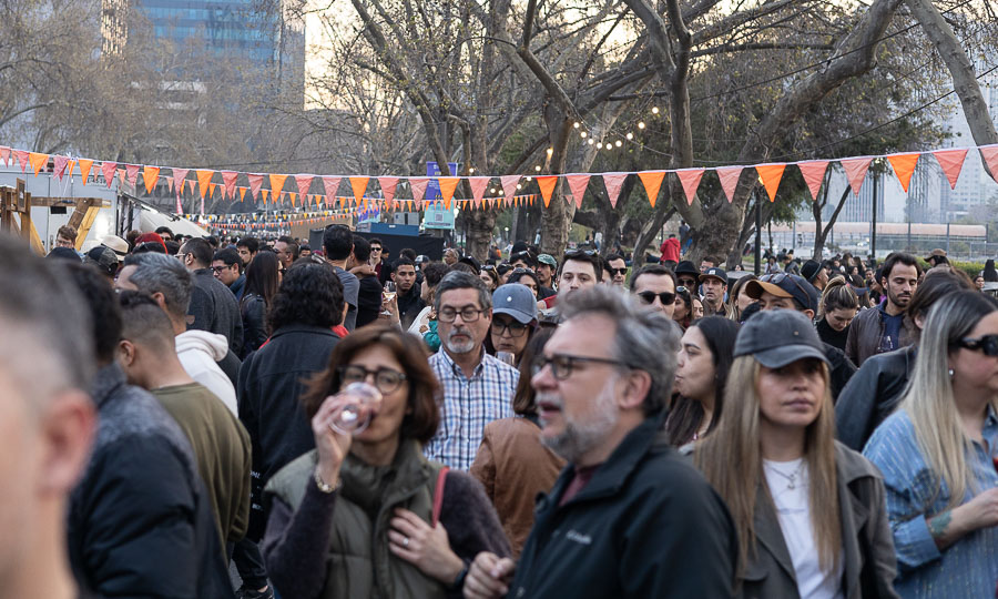 Registro del Dia del Vino 2024 en la Costanera Andr�s Bello