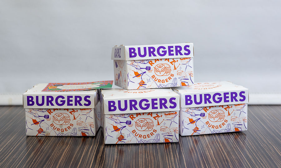 Una explosin de sabores!: Exclusiva hamburguesera regalar 1.000 hamburguesas en el MUT